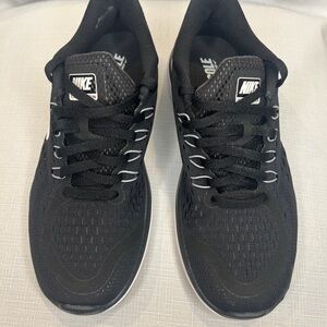 Nike Black Athletic Sneakers
